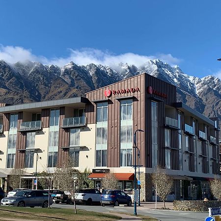 Ramada Suites By Wyndham Queenstown Remarkables Park Exteriér fotografie
