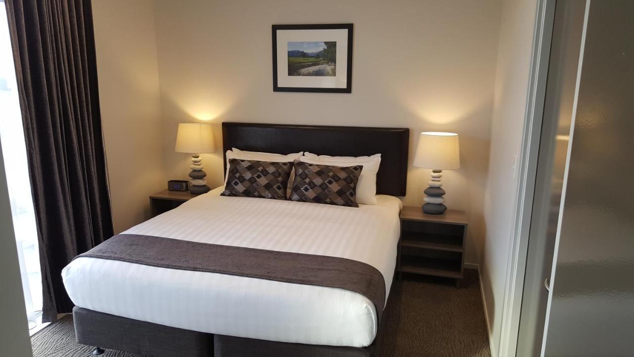 Ramada Suites By Wyndham Queenstown Remarkables Park Exteriér fotografie