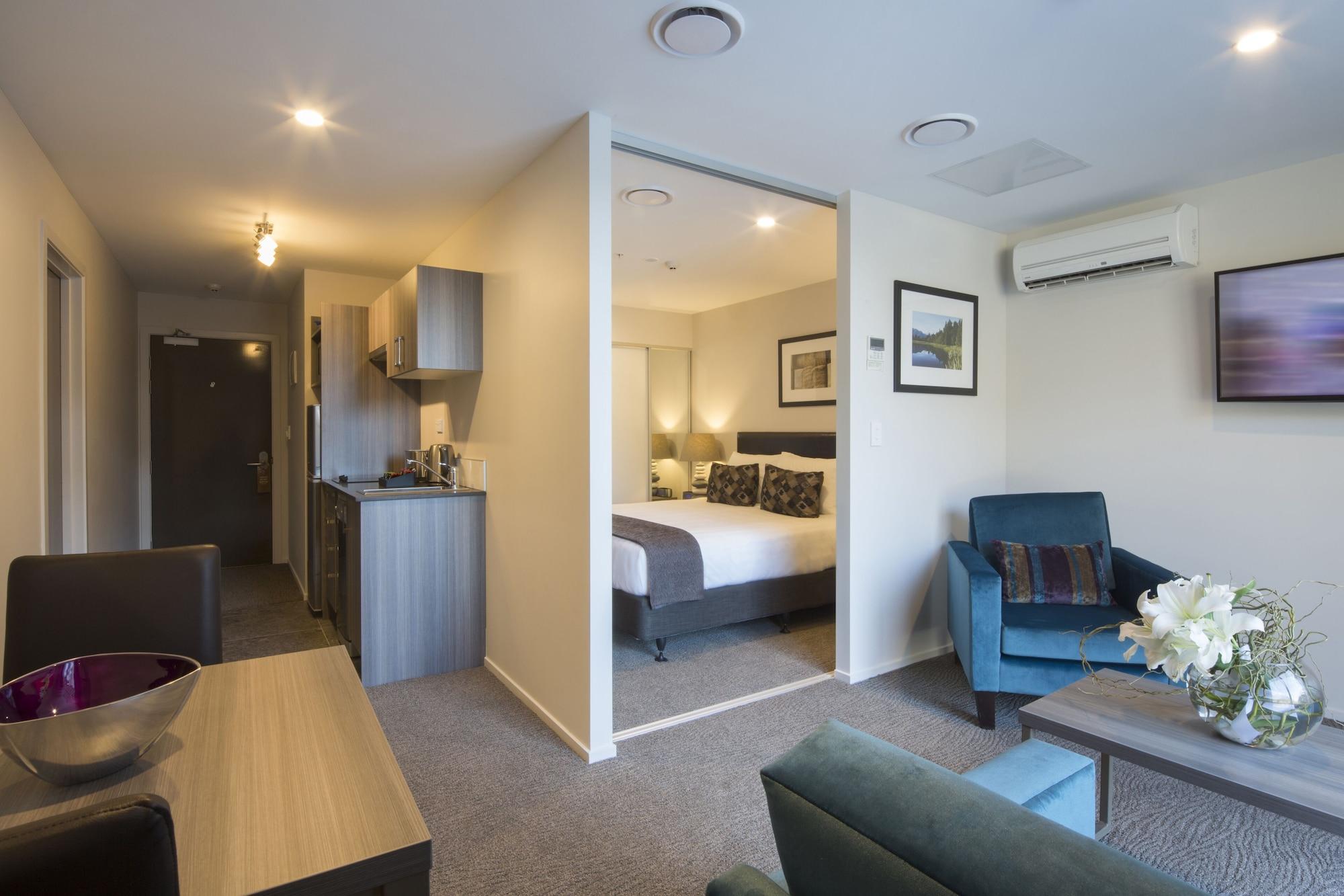 Ramada Suites By Wyndham Queenstown Remarkables Park Exteriér fotografie