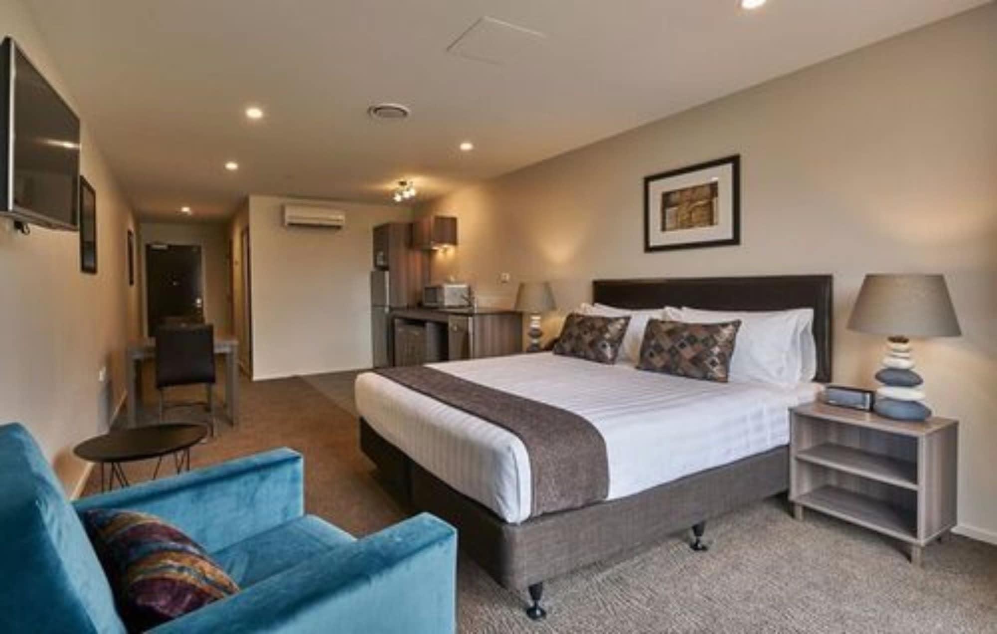 Ramada Suites By Wyndham Queenstown Remarkables Park Exteriér fotografie